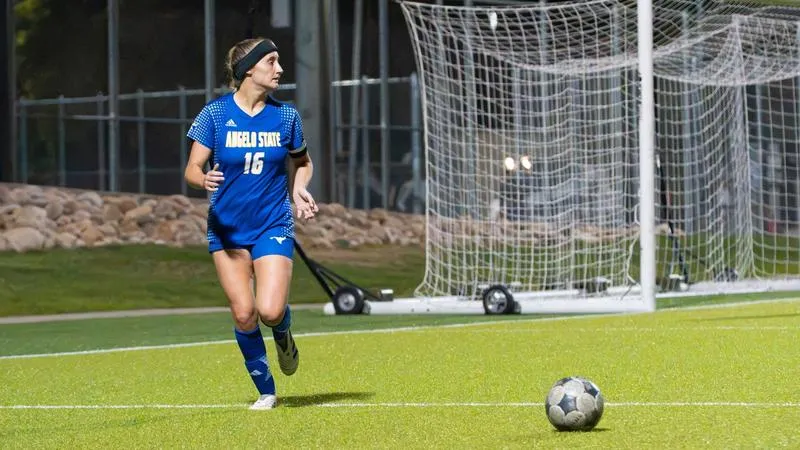 The Belles Travel to UT Dallas, Host Texas A&M International
