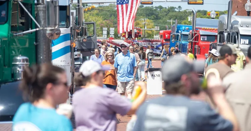 Fall events begin this weekend with Rig Down, Lamp-Lite gala