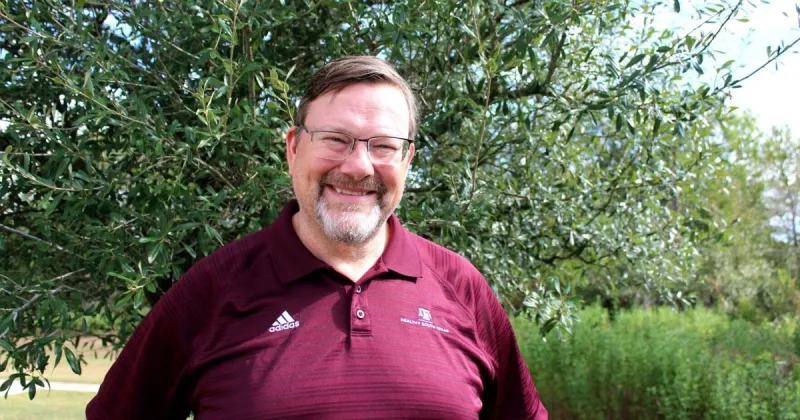 Professor says getting outdoors more has health benefits