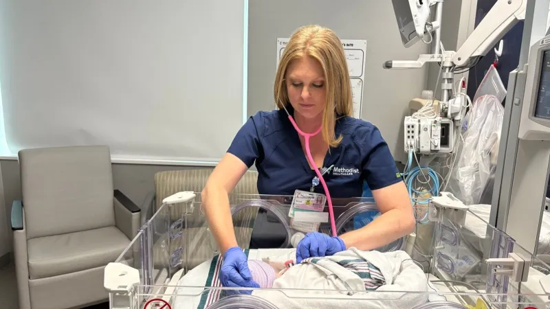 NICU mom becomes NIICU nurse after daughter's premature birth