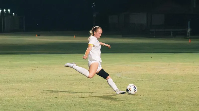 Women's Soccer Downs Blazers Despite Weather Delay