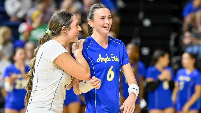 Parrish Double-Double Lifts No. 9 Volleyball Past R.V. West Texas A&M