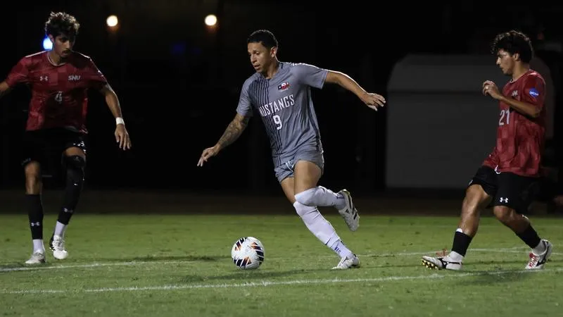Mustangs survive Crimson Storm, win home opener, 1-0