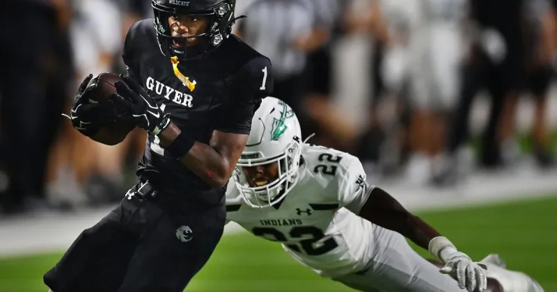 No. 5 Guyer pushes No. 1 Waxahachie to the brink, falls in state-ranked showdown