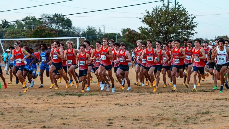 Men's Cross Country Packs the Field at Gerald Richey Invitational
