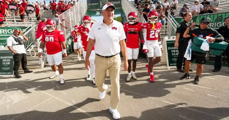 Las Vegas media figure sees UNLV pulling out close game against UNT