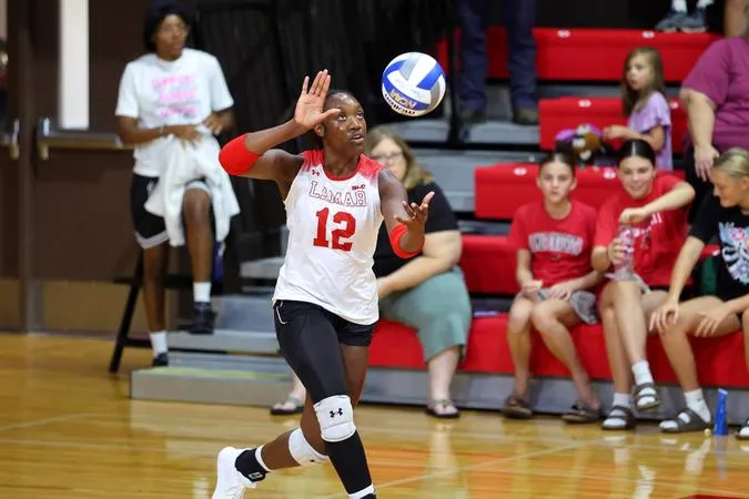 Cardinals push Golden Eagles before falling in four sets