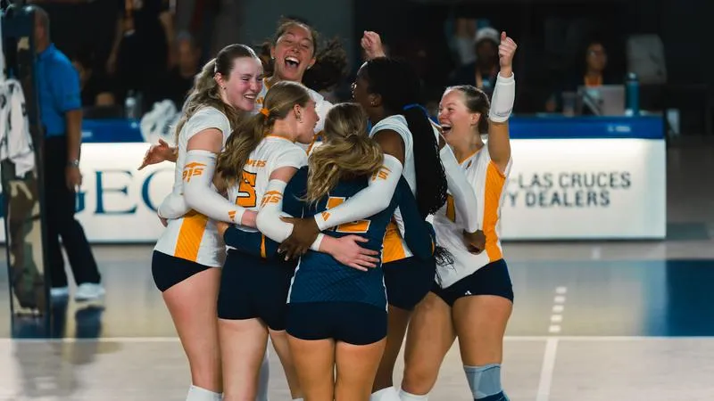 UTEP Volleyball Sends Pacific Packing in Three