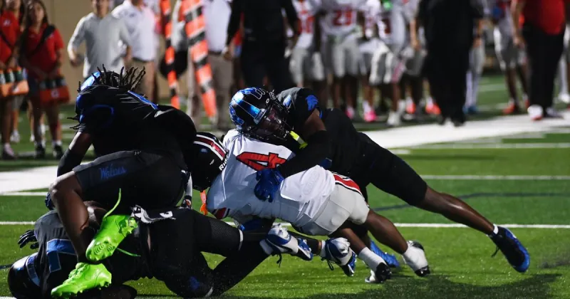 Braswell rallies past Plano West for first 3-0 start in young football program's history