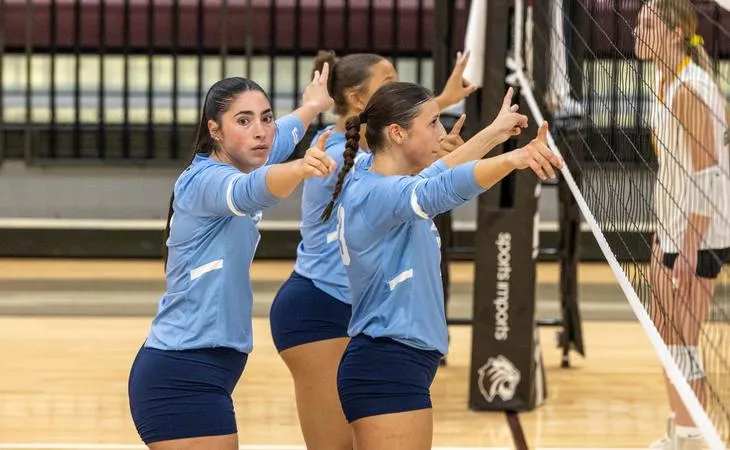 VB | No. 4 ETBU Splits Matches on Final Day at East-West Classic; Earns Win Over No. 18 CMS