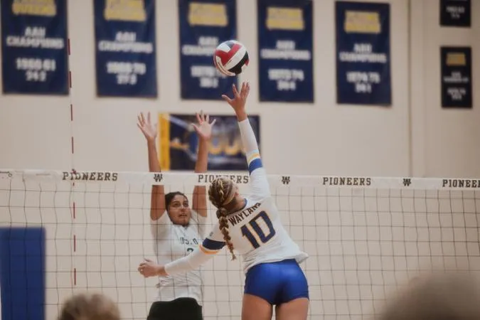 Pioneers Split Home SAC Weekend