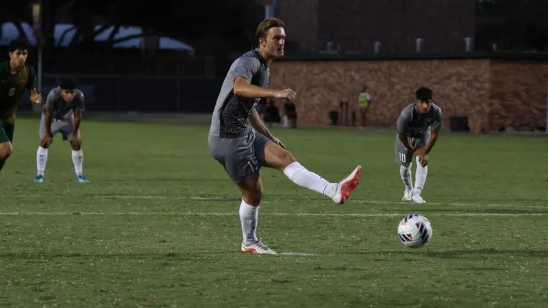 Plaxco scores game-winning goal in waning seconds of 2-1 victory over Cal Poly Pomona