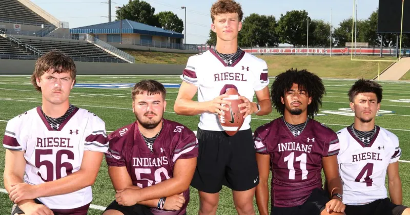 Bounce-back Riesel finds a spark against Frost, 34-10