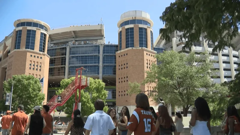Texas GOP rail nominee Bo French draws backlash over UT photo, immigration remarks