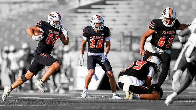 Falcons sweep LSC Football Player of the Week awards