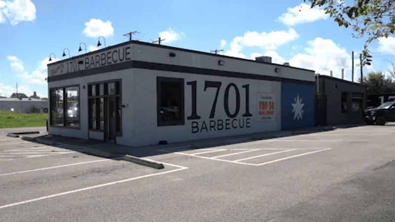 Two men bond out after arrest tied to generator theft at Beaumont barbecue joint