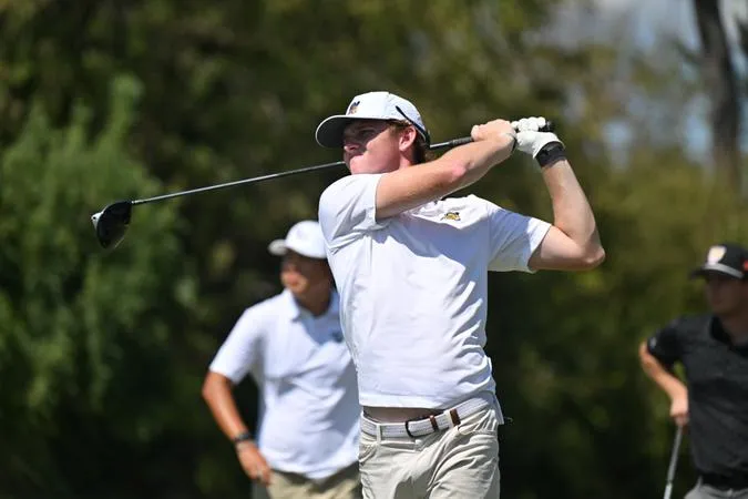 MGOLF: Price Takes Three-Shot Lead Into Final Round