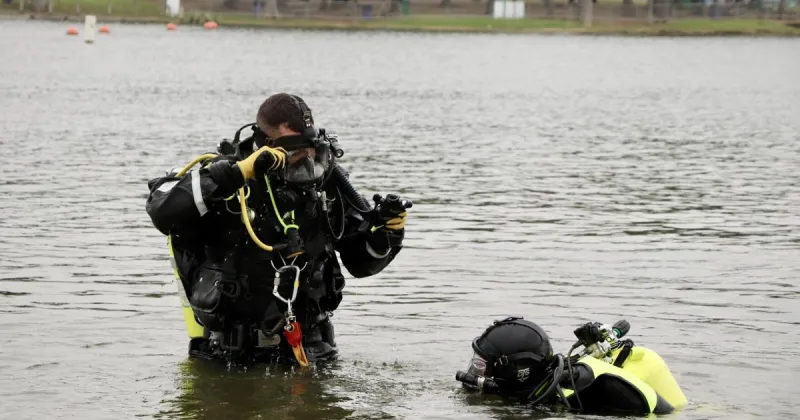 Lewisville dive team recovers missing woman's body from lake