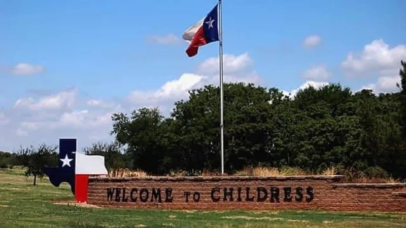 Childress to distribute bottled water Wednesday as boil-water notice continues