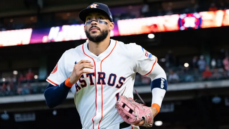 Carlos Correa (ankle) won't rejoin Astros this season