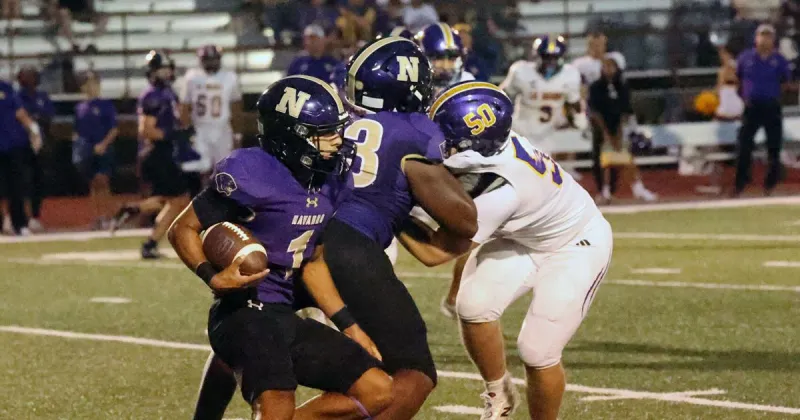 Navarro Panthers hit the road to face rival La Vernia Bears