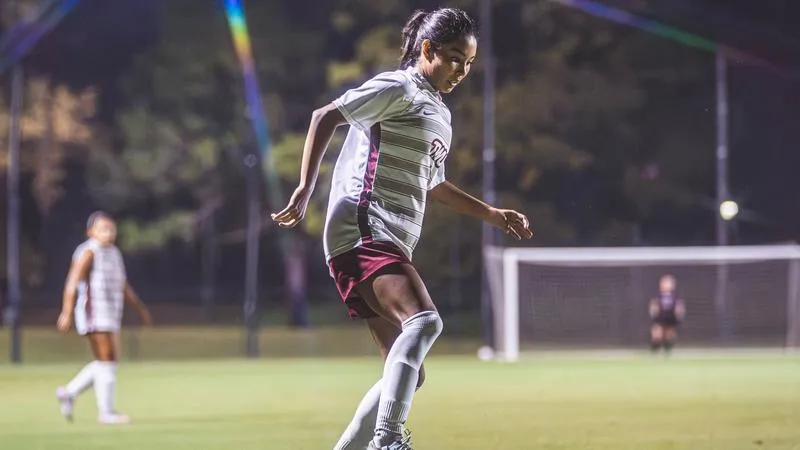 PIONEERS KEEP ROLLING WITH 2-0 SHUTOUT IN CANYON