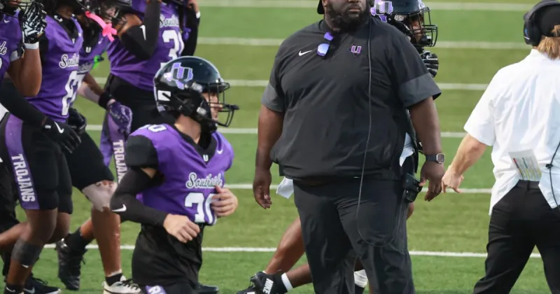 TribFridayNight Top Five: Modocs, U-Dawgs, Midway-Belton to reignite Centex rivalries