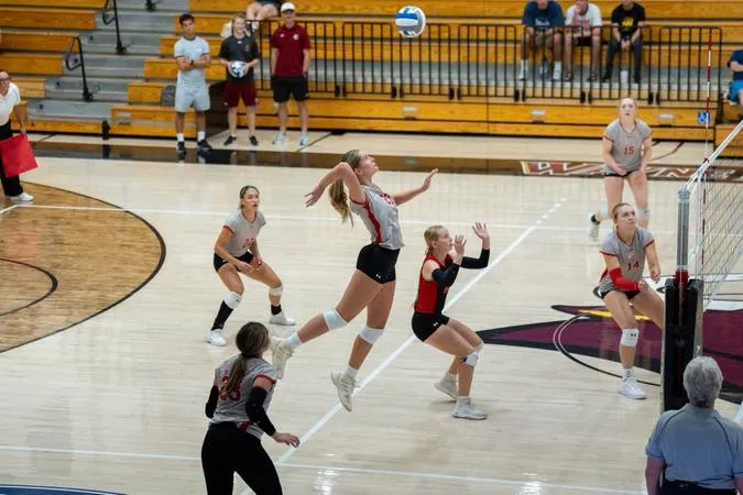 Lobos Open Up LSC Season With Lady Chaps