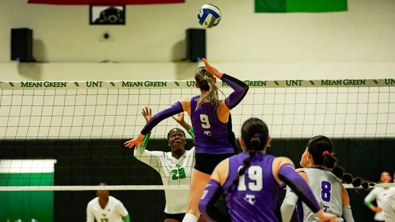 Mean Green defeats Tarleton State Volleyball in first day of UNT Invitational