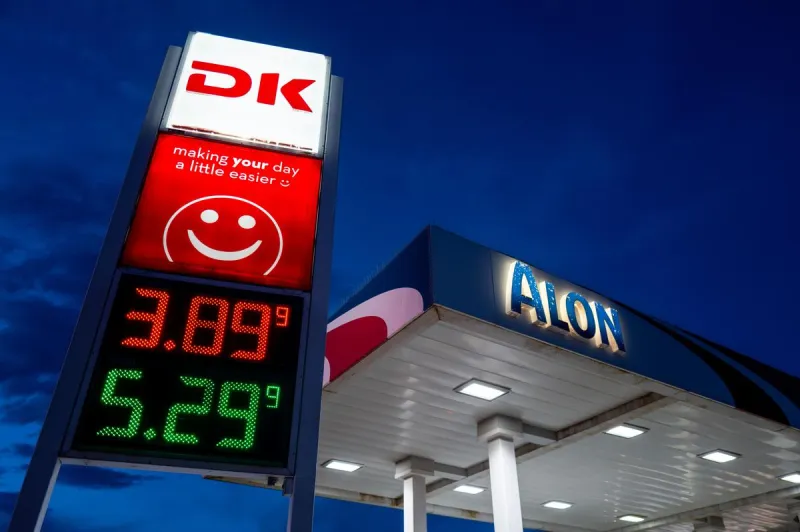 Texas Gas Prices Nearing $4 a Gallon Statewide