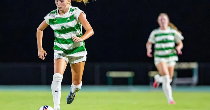 Payton Annis comes through in clutch to give UNT draw with USF in conference opener
