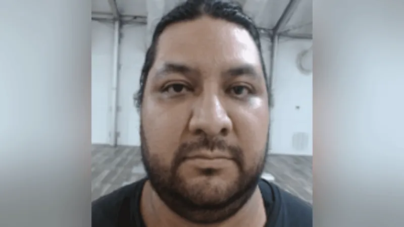 El Paso ICE agents arrest Mexican national accused of illegally voting in 2015