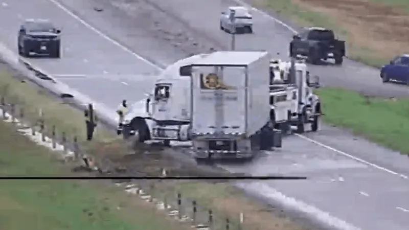 Jackknifed 18-wheeler closes I-35 exit at Loop 1604 on Southwest Side