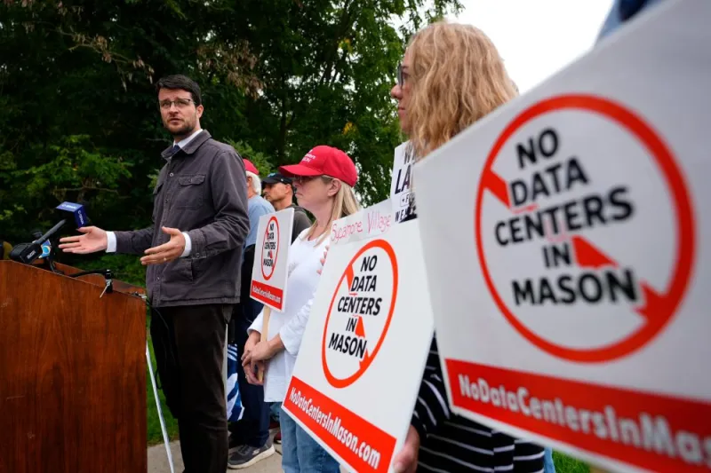AI fears are fueling progressive Democrat's campaign in Michigan battleground district