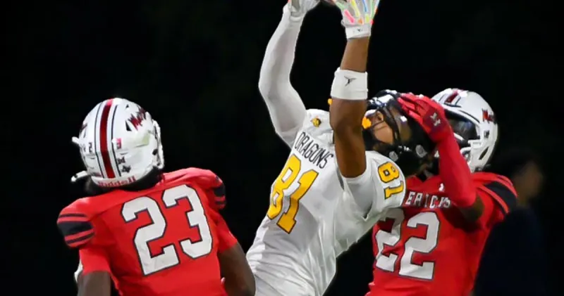 Dragons allow 38 unanswered points in loss to Marshall