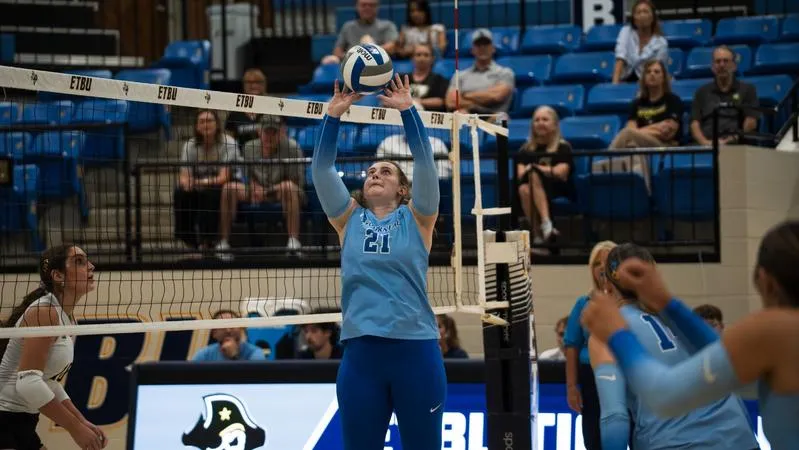 Volleyball Battles on Final Day of ETBU Tiger Invite