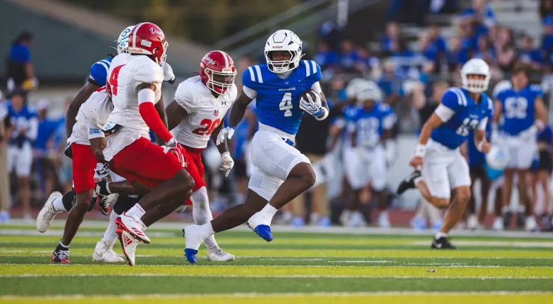 BLINN FOOTBALL FALLS TO #10 NAVARRO IN CONFERENCE MATCHUP