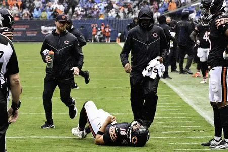 NFL-Williams and Daniels, top two picks from 2024 NFL Draft, carted off with injuries
