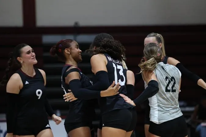 War Hawks Sweep Past Dallas Christian at Kimbrell Arena
