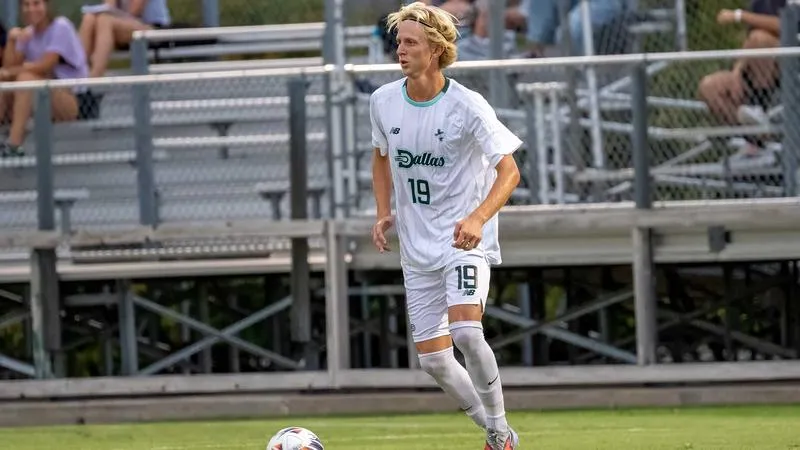 Comets Open LSC Schedule with 0-0 Draw