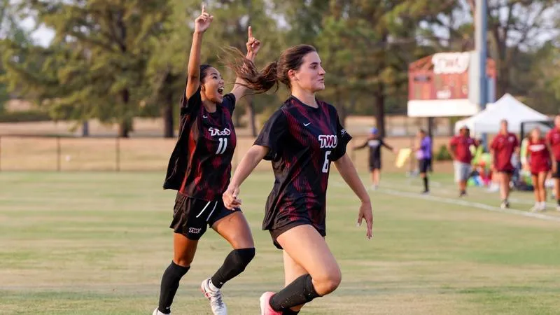 WADE'S GOAL, PIONEER DEFENSE LIFT TWU PAST ST. MARY'S 1-0