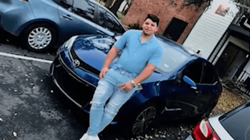 Calls for medical care grows after ICE agent shoots Wilber Garcs Prez