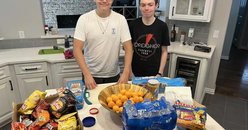 Texas A&M student helping feed the homeless with Lunchbox Project