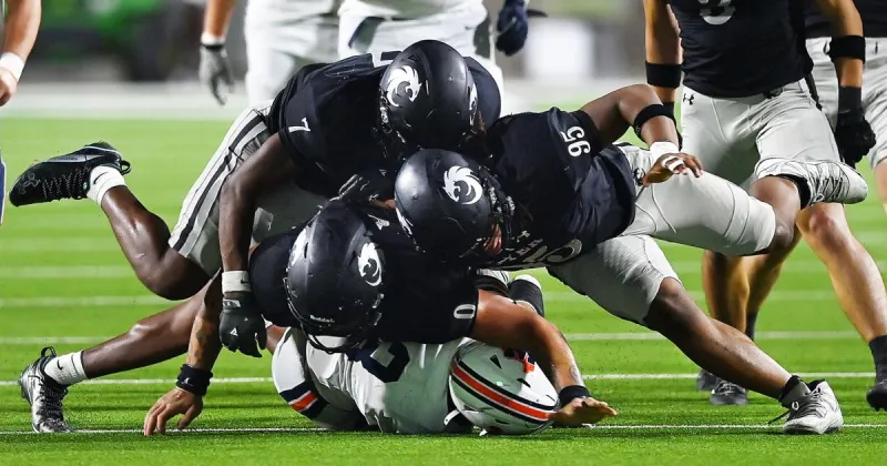 No. 11 Guyer leans on dominant defense to roll past Frisco Wakeland in district opener