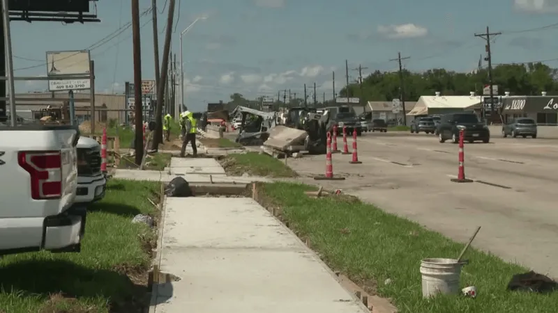 TxDOT project brings new College Street sidewalks as Beaumont residents ask what's next