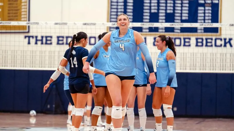 Hilltoppers Turn Lessons Into Dominant Sweep of Midwestern State