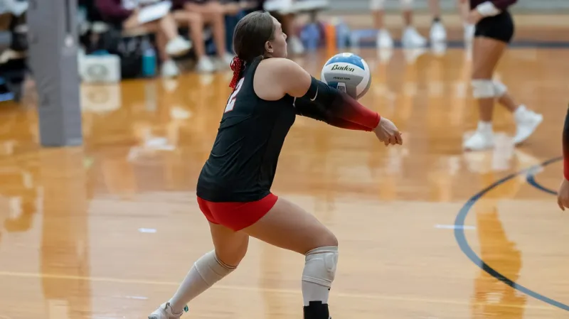 BURTON VOLLEYBALL STAYS UNBEATEN IN DISTRICT WITH A WIN OVER MUMFORD