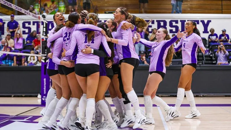 Tarleton State Volleyball collects Saturday sweep, defeats North Alabama 3-0