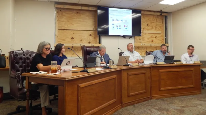 WASHINGTON COUNTY COMMISSIONERS TO MEET TUESDAY