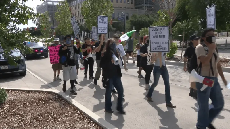 Downtown protest takes place in response to ICE shooting in Austin